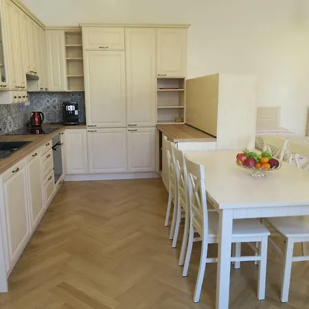 Apartament Near Lesser Town