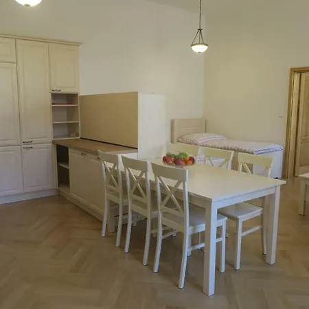 Apartament Near Lesser Town