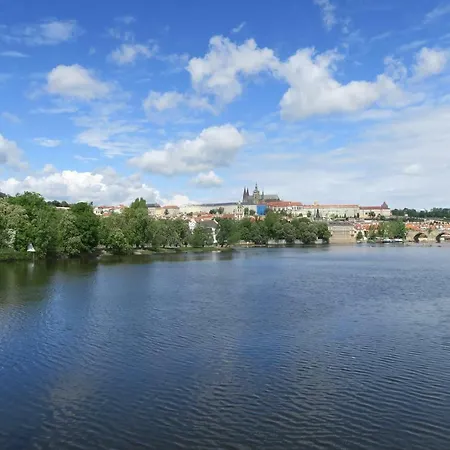 Near Lesser Town Апартаменты *