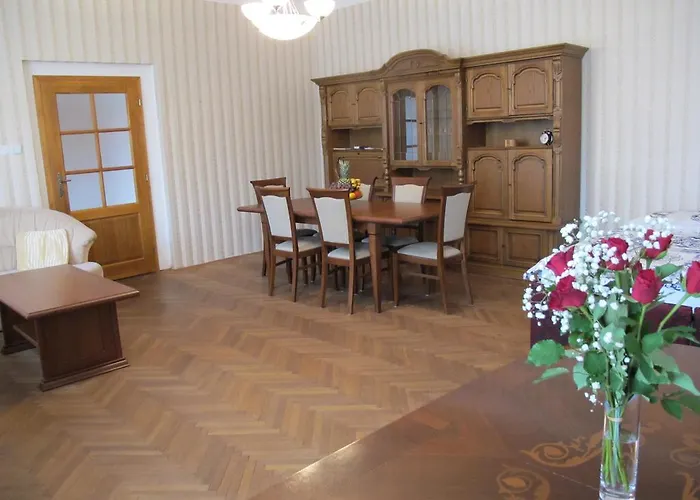Apartment Near Lesser Town Prag